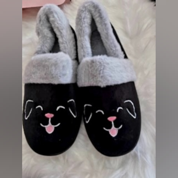 Brand New 💎 Puppy Slippers ! - Picture 4 of 4